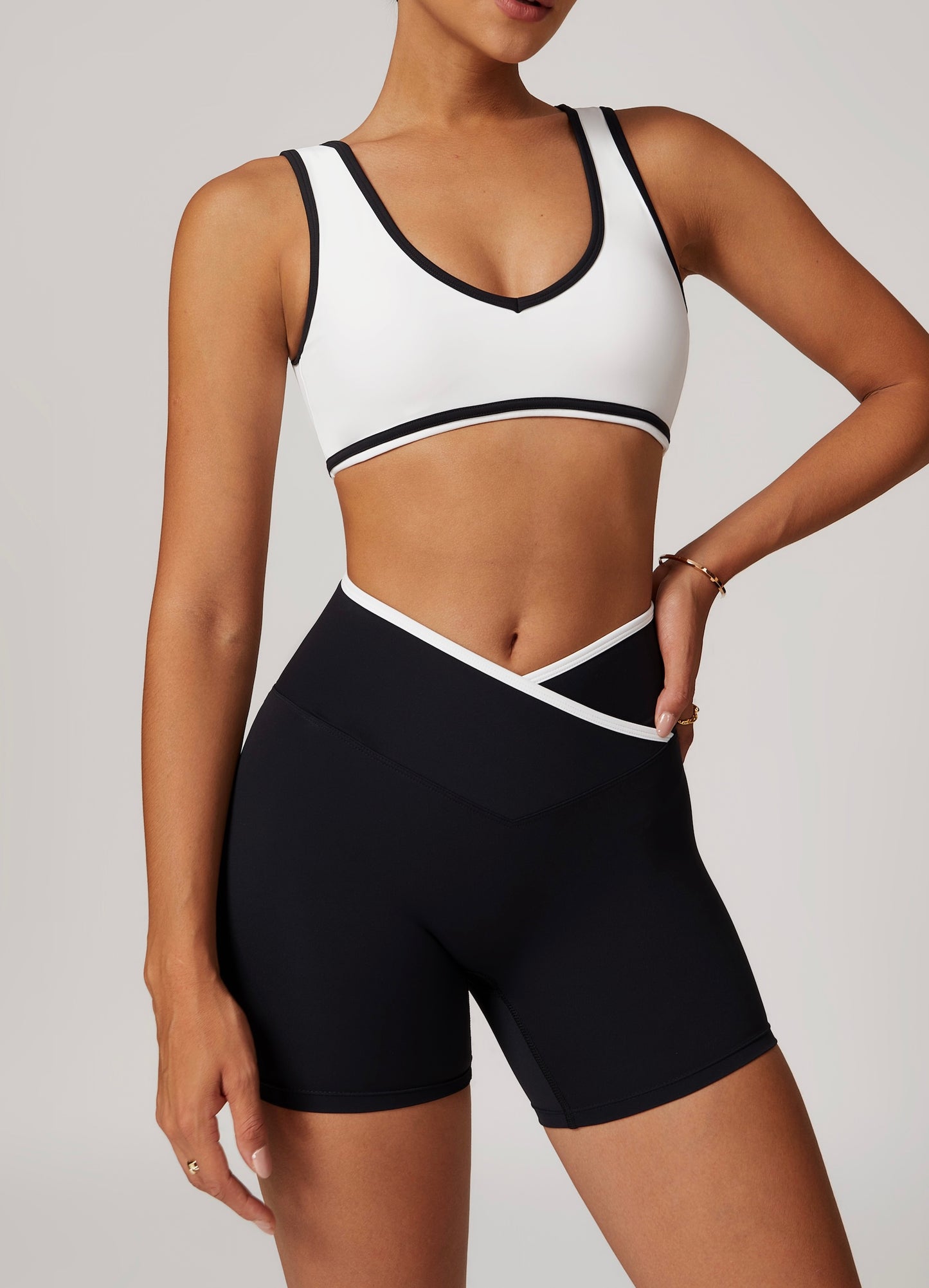 CrushU crossover high-waisted gym&yoga short set