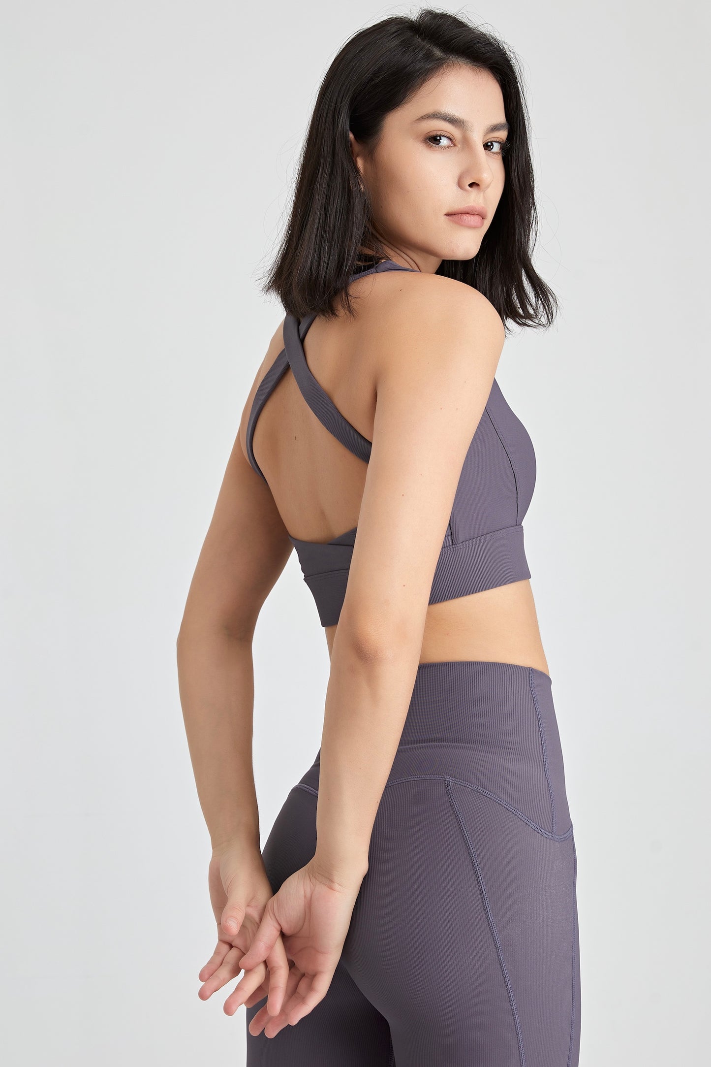 Crossover back u-neck shockproof yoga Bra for hot weather