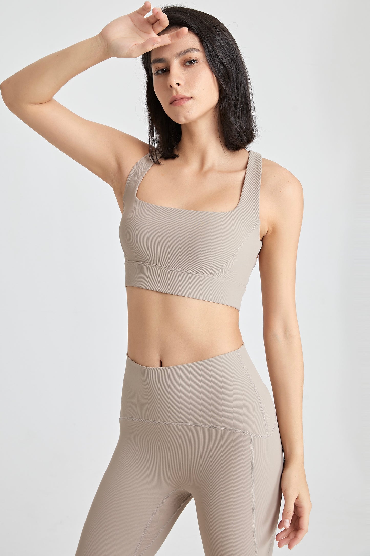 Crossover back u-neck shockproof yoga Bra for hot weather